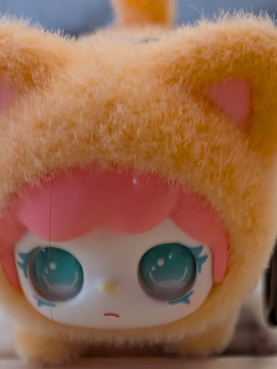 Yooki Versutile idols Yalli Studio Other - Yooki Versutile Cat Keychain, Pink Hair with Orange Costume